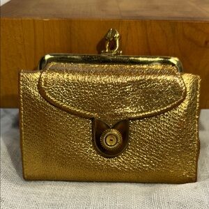 Bond Street vintage leather kiss lock trifold wallet